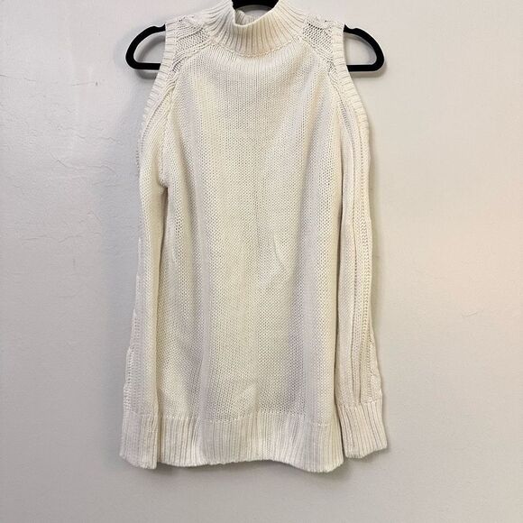 Residents On Womens Pullover Sweater Cold Shoulder Cable Knit Cream S/M - Picture 3 of 5